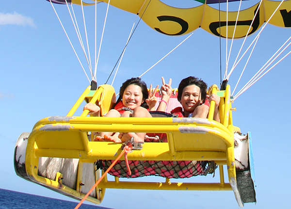 Parasailing picture